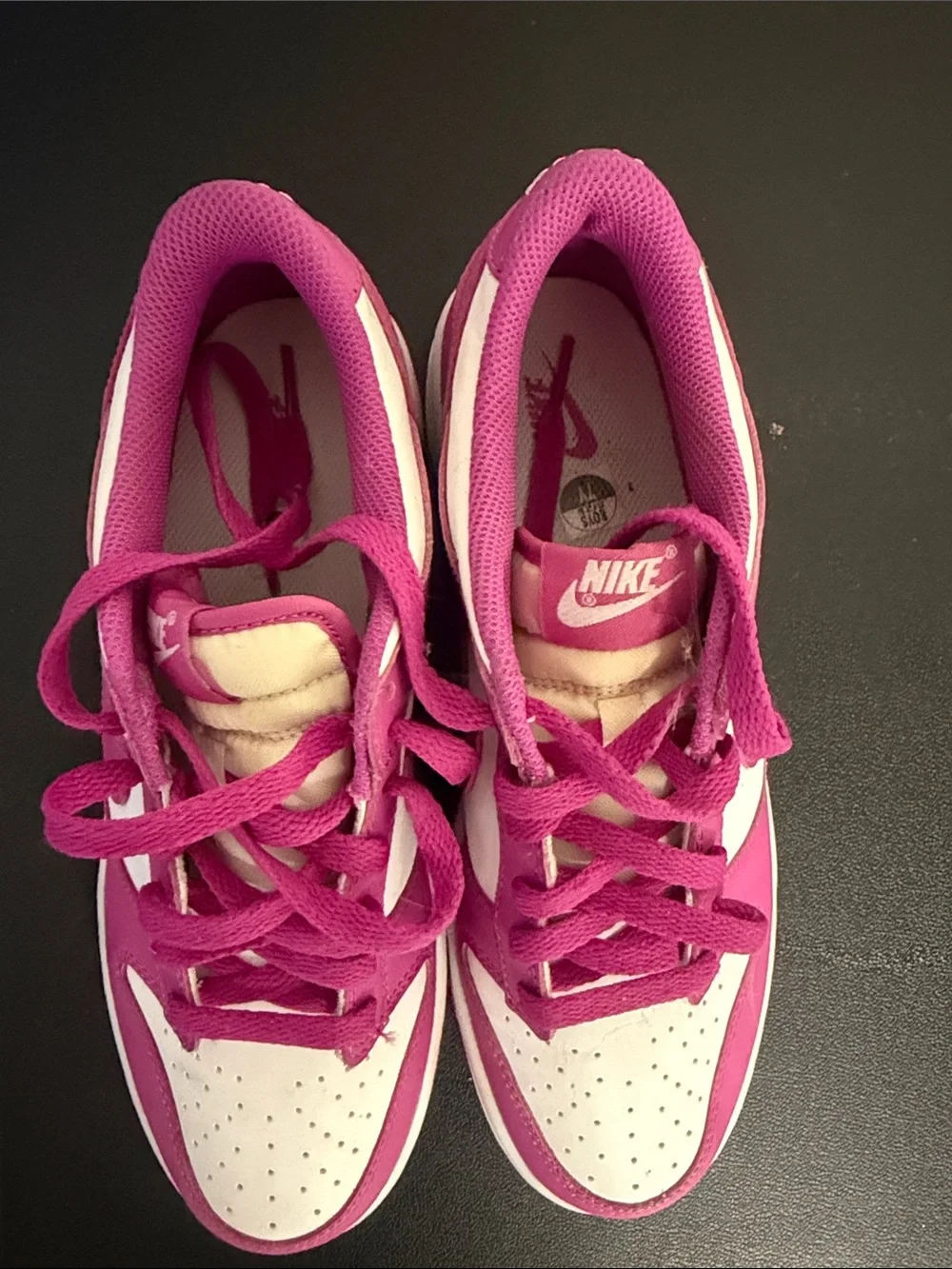 Nike Kids Low-Top Sneakers — Magenta & White